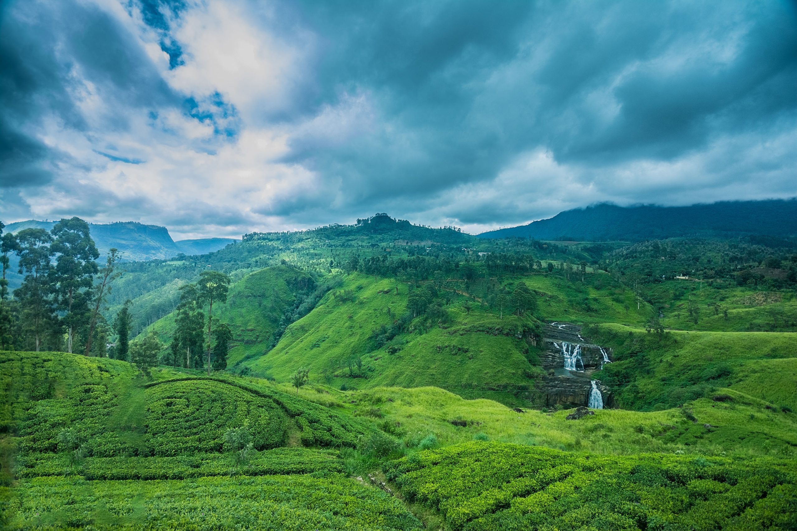 Nuwara Eliya - A Journey Through Sri Lanka's Spectacular Hill Country