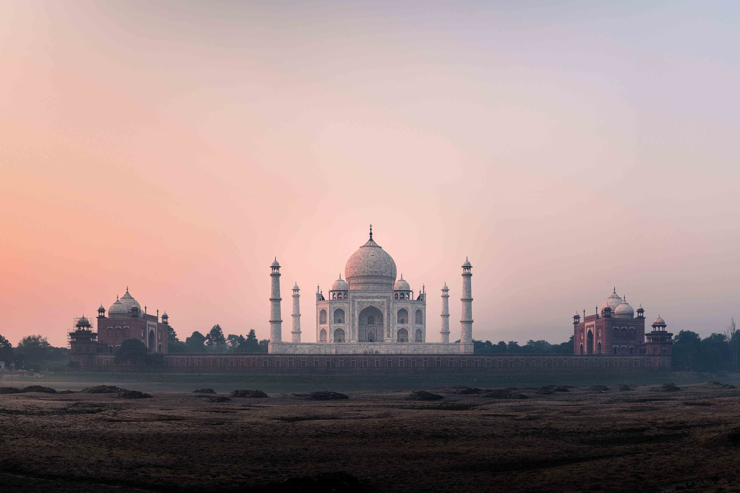 Sunrise at Taj Mahal & Drive to Jaipur via Fatehpur Sikri