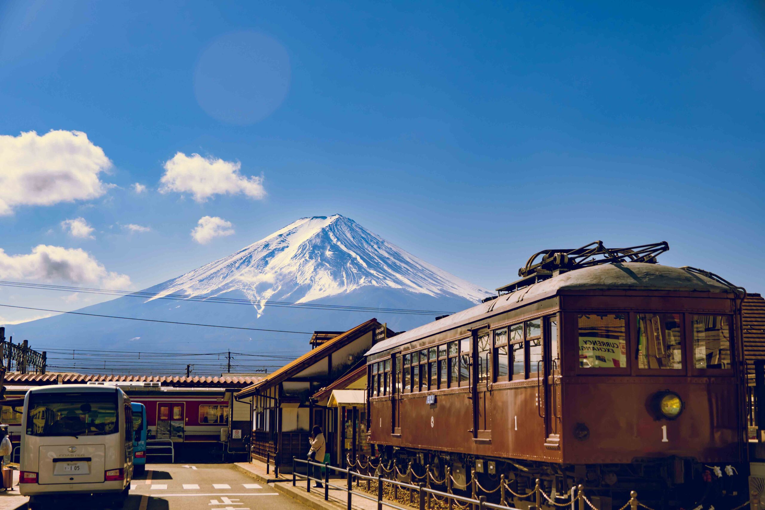 Mount Fuji 5th Station & Hakone Lake Ashi Cruise