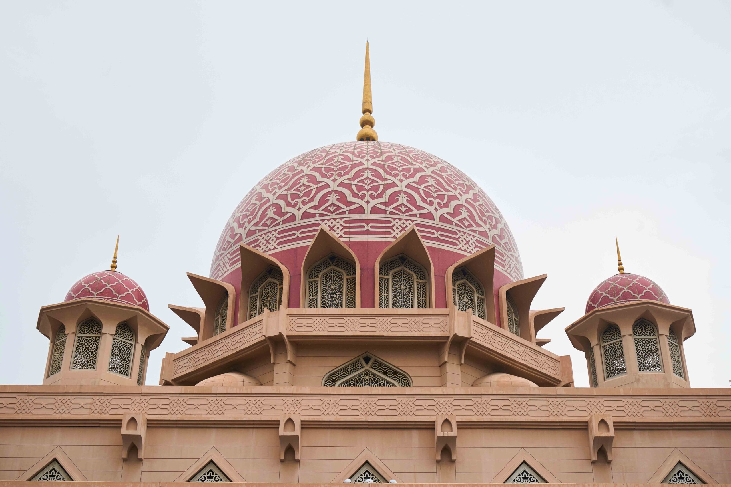 Putrajaya City Tour & Shopping Day
