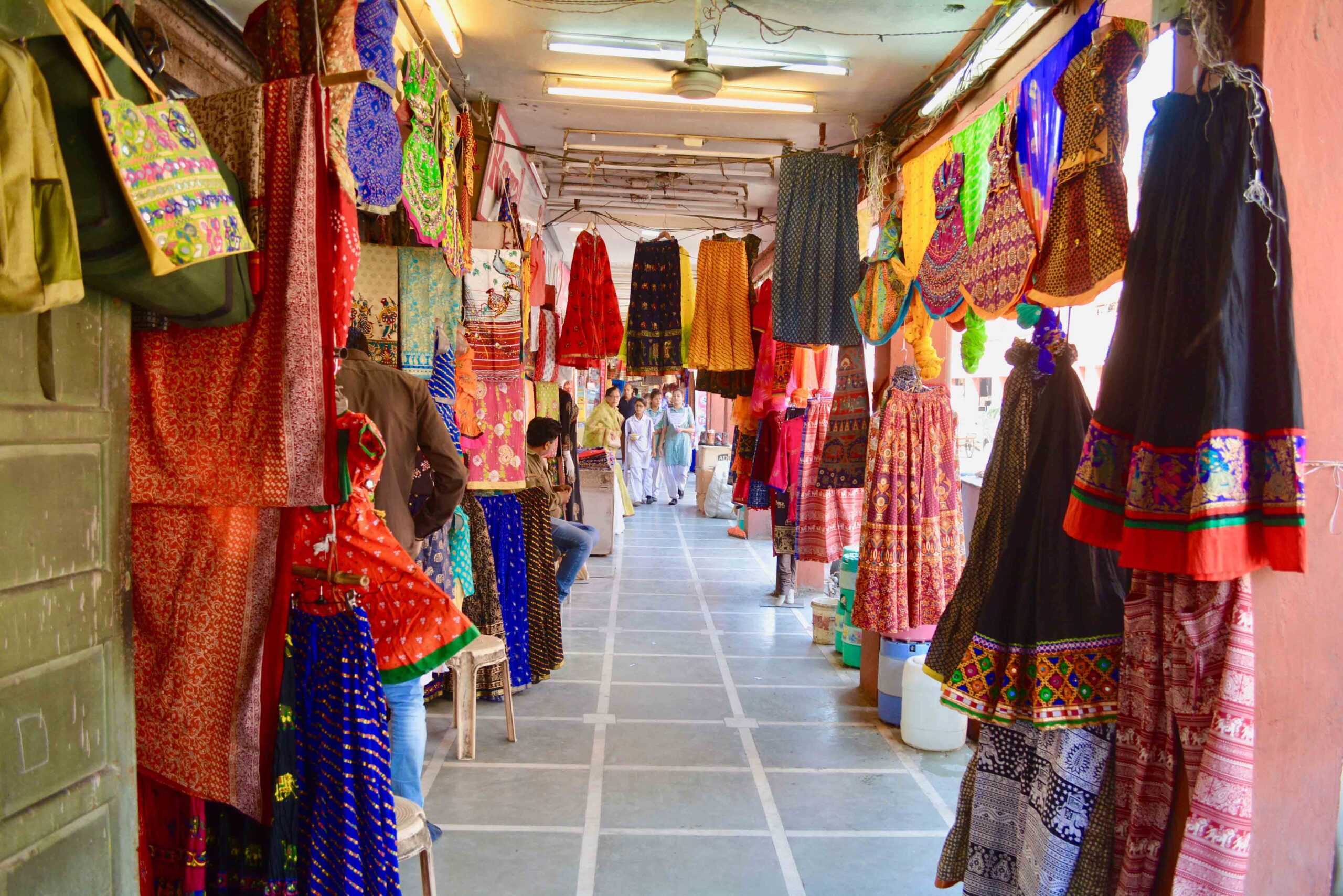 Jaipur Shopping Spree & Drive back to Delhi