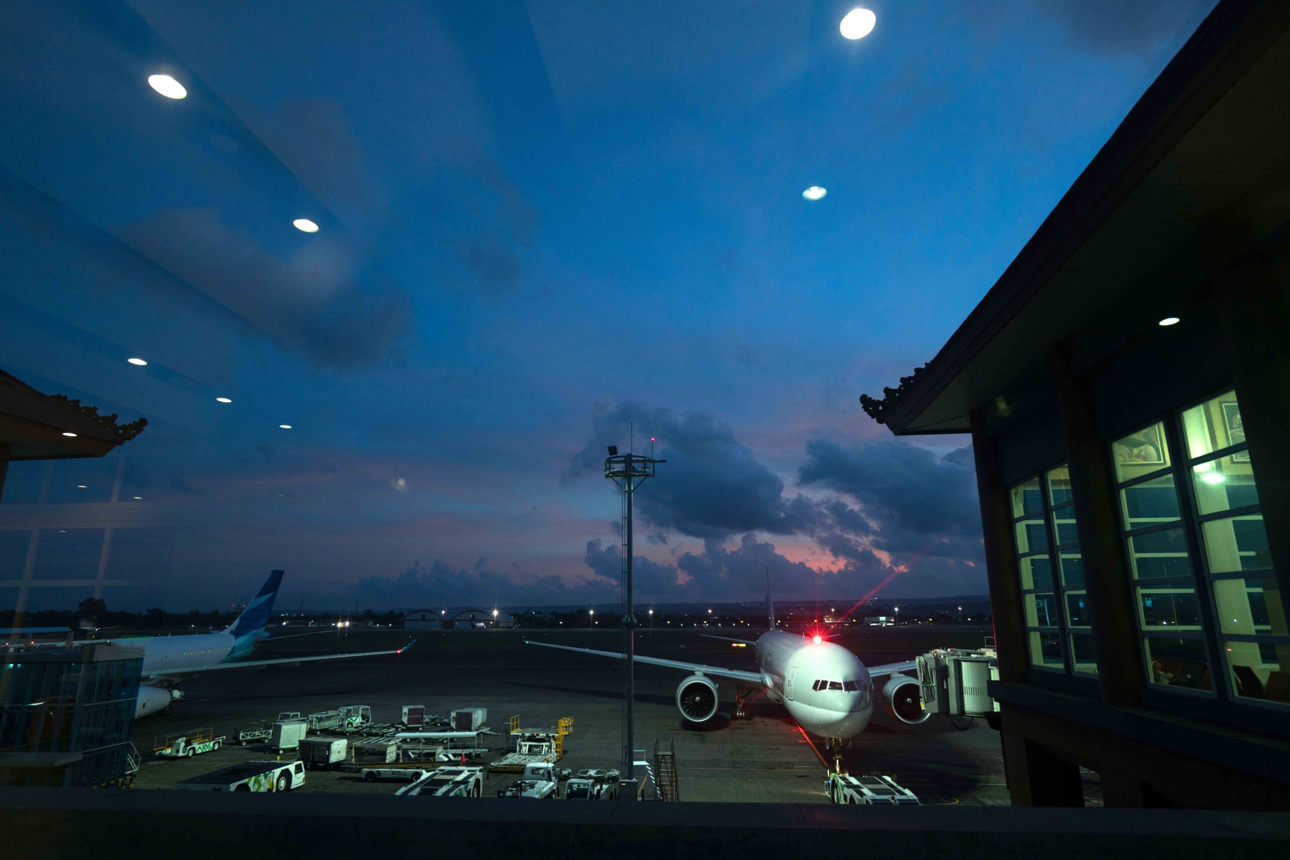 Leisure Breakfast, Souvenir Shopping & Departure Transfer 