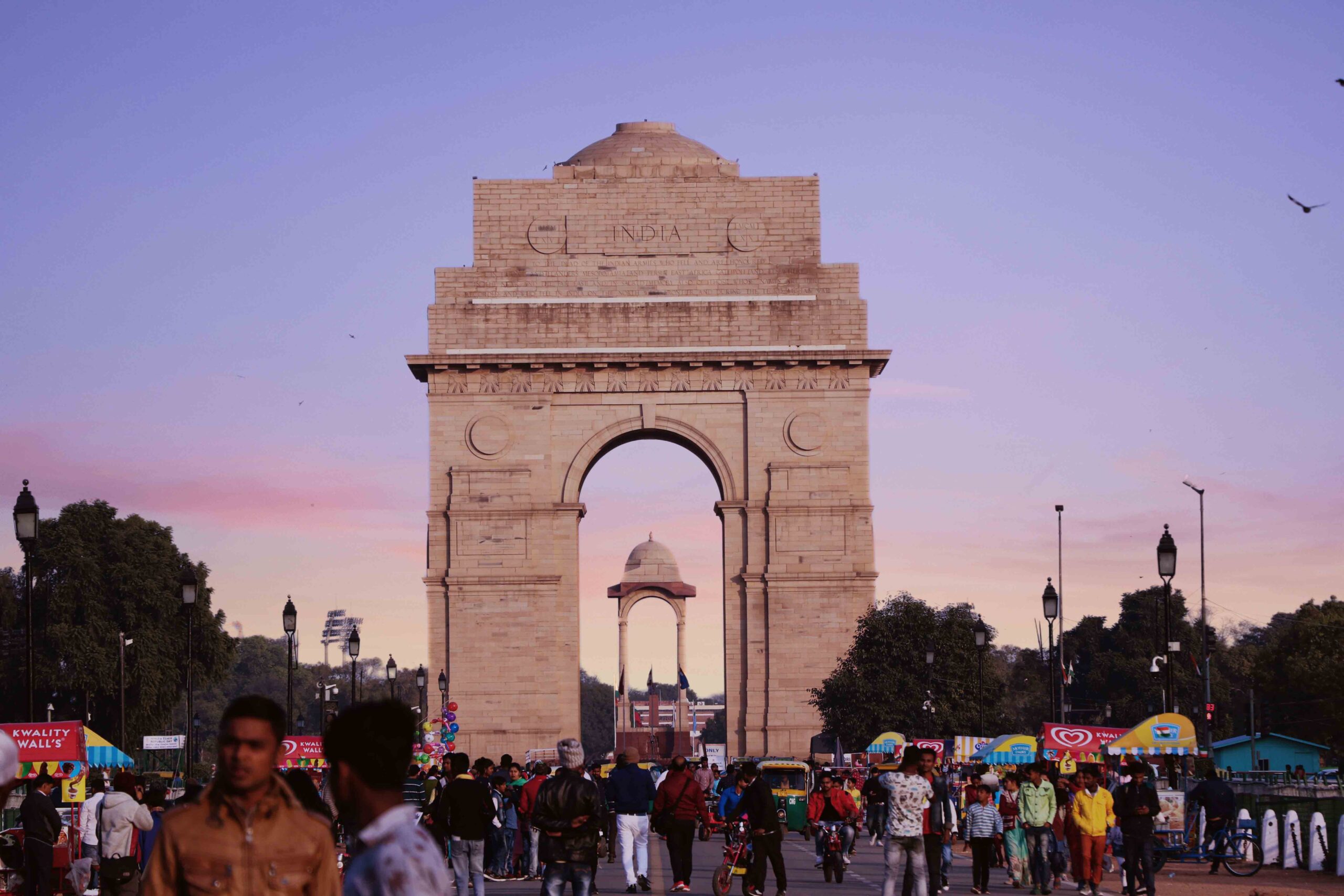 Delhi City Highlights & Return Flight to Colombo