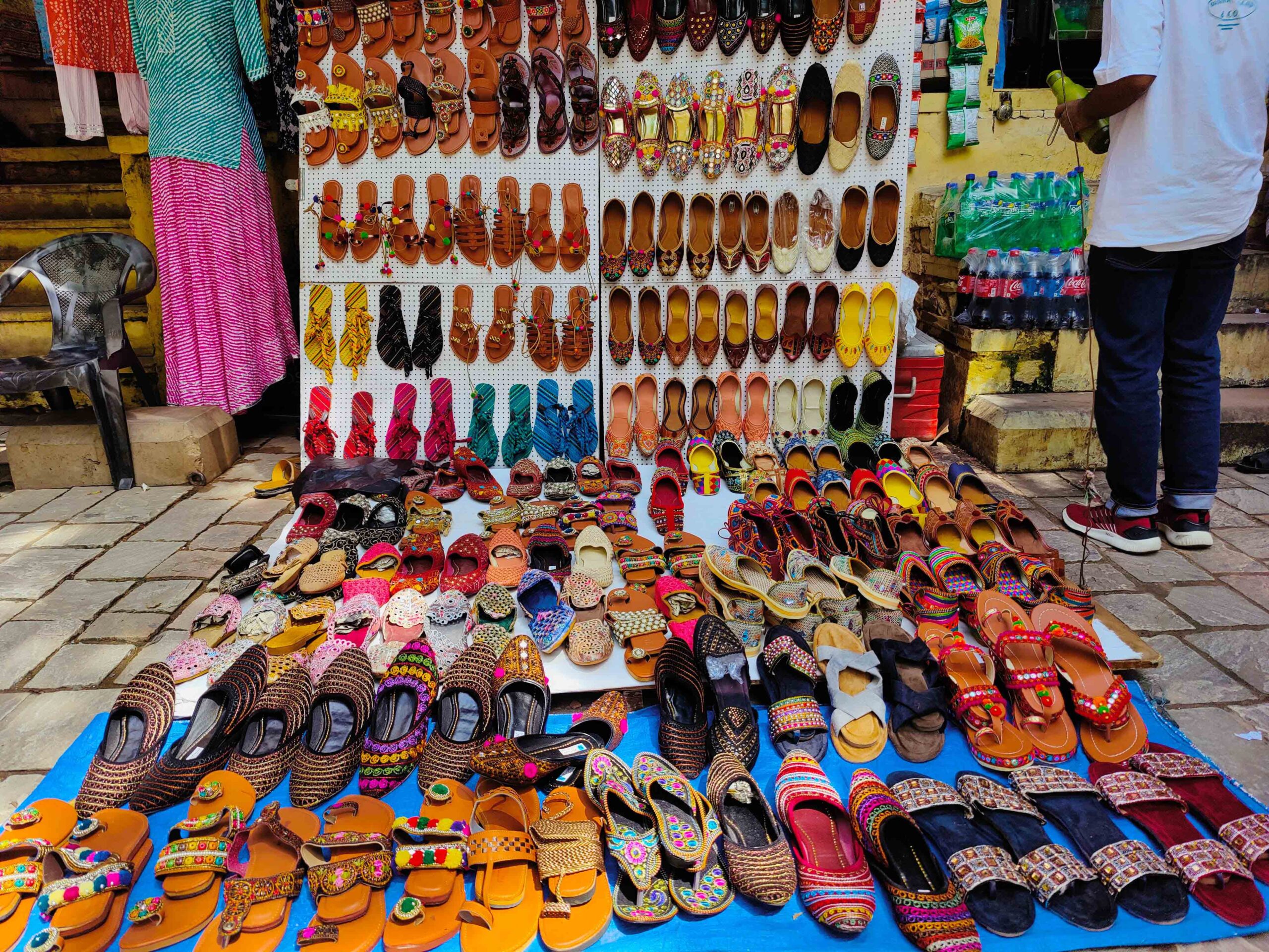 Train / Drive to Lucknow / Delhi & Shopping