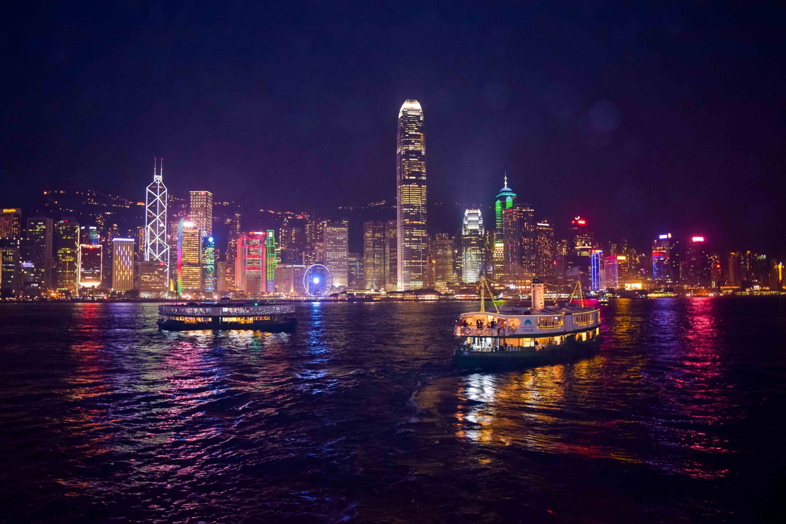 Direct Cathay Pacific Flight to Hong Kong & Victoria Harbour Night Cruise
