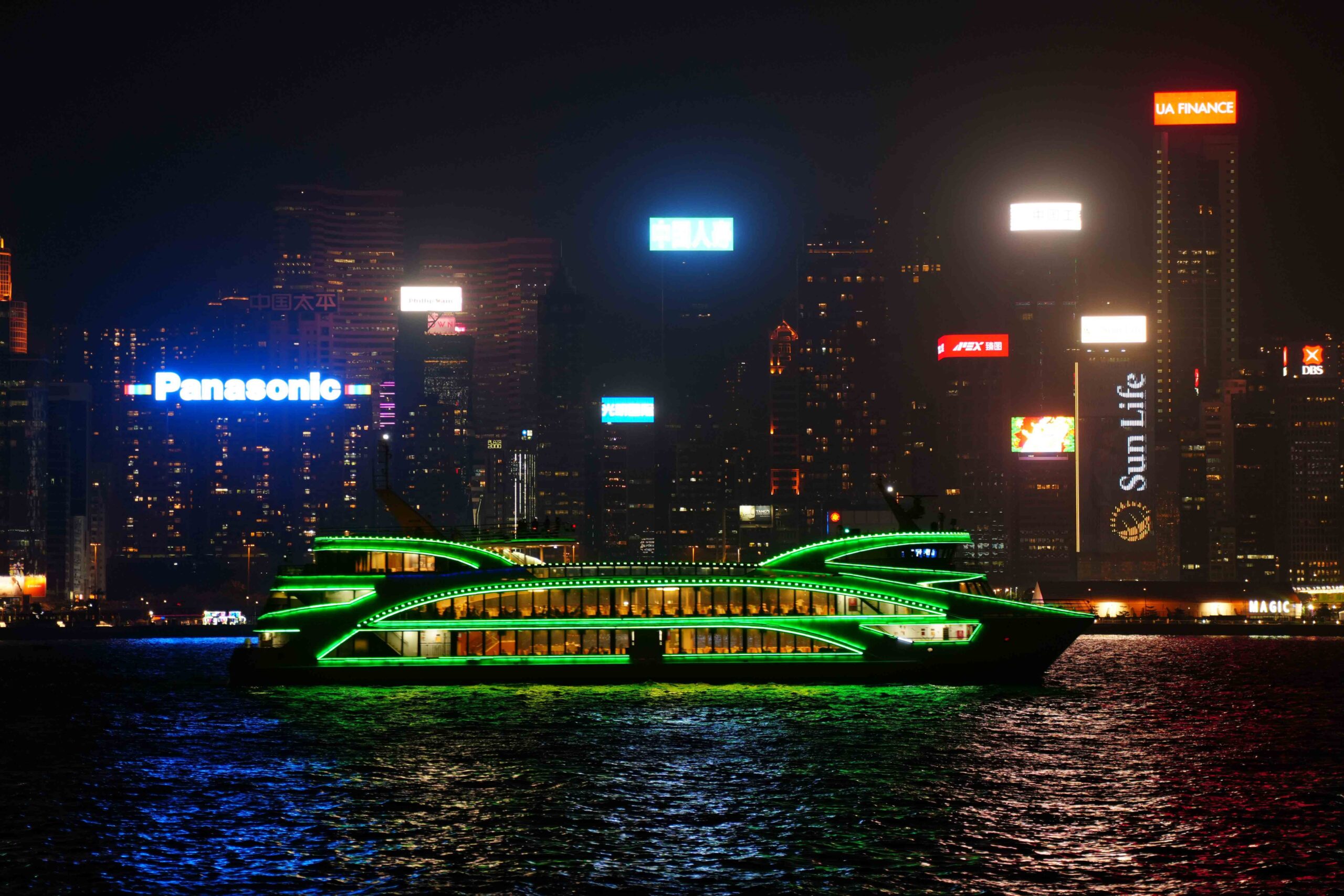 Direct Cathay Pacific Flight to Hong Kong & Victoria Harbour Night Cruise