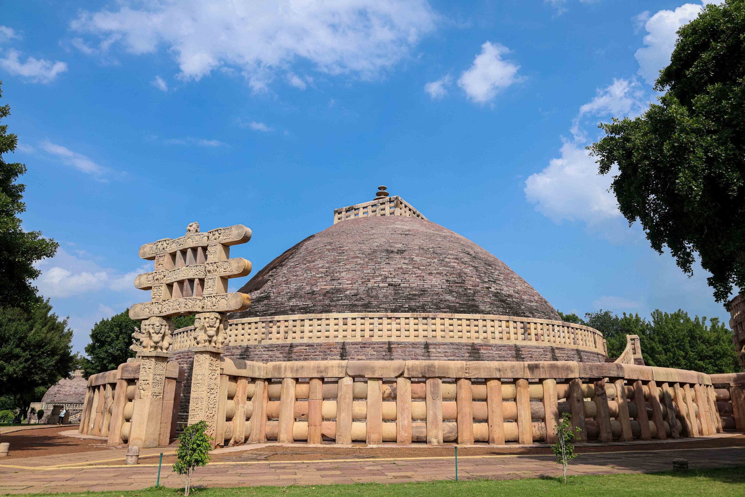 Direct Flight Colombo to Delhi / Varanasi & Transfer to Sarnath